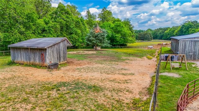 2418 Mill Rd, Powhatan, VA 23139