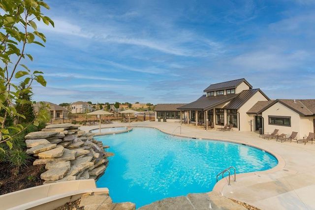 4102 W 158TH Terrace, Overland Park, KS 66224