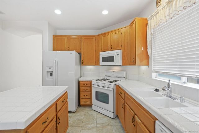 761 Aldea Drive, Oceanside, CA 92057