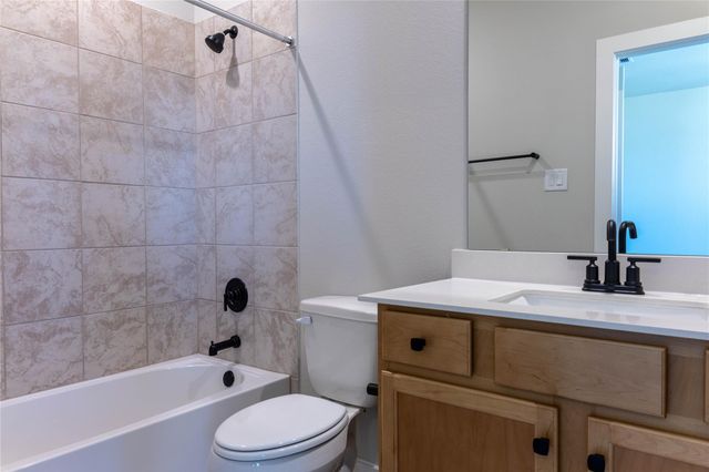 352 Palero Path, Brookshire, TX 77423
