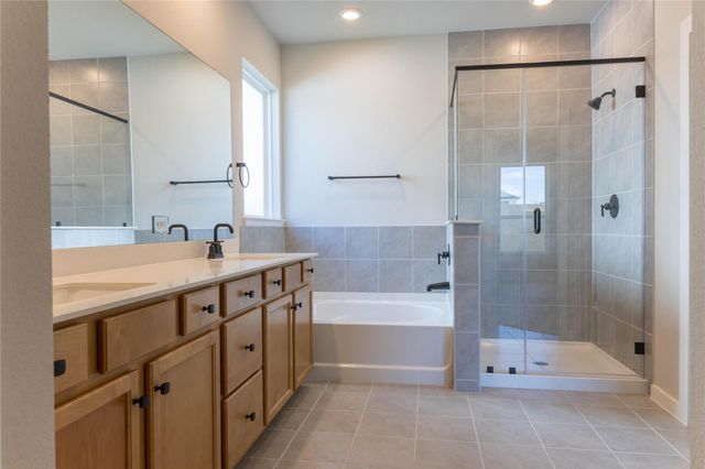 352 Palero Path, Brookshire, TX 77423