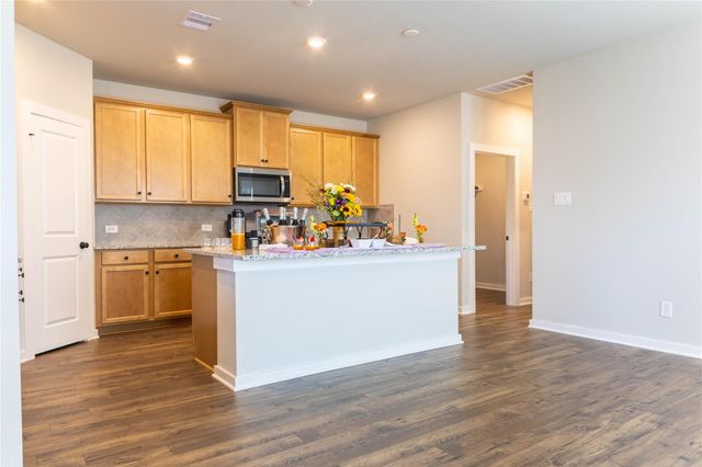 352 Palero Path, Brookshire, TX 77423