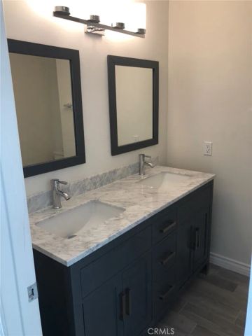 10210 Oklahoma Avenue B, Chatsworth, CA 91311