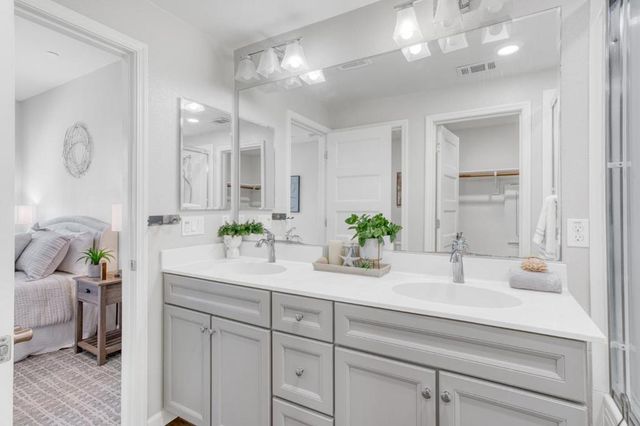 1013 Onofrio Lane 2, San Jose, CA 95131