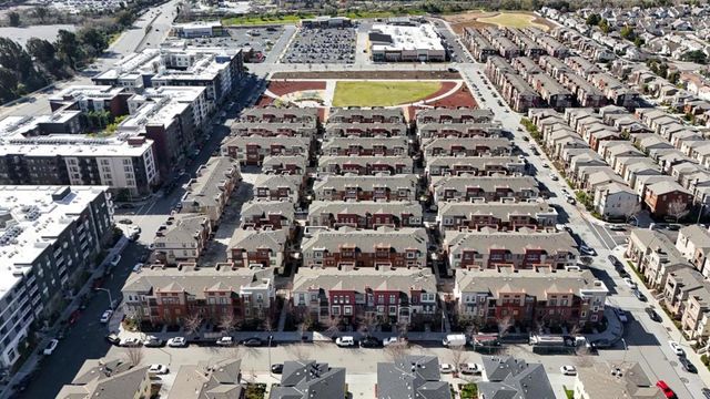 1013 Onofrio Lane 2, San Jose, CA 95131