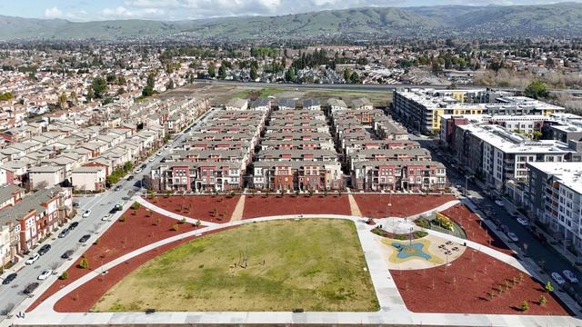 1013 Onofrio Lane 2, San Jose, CA 95131