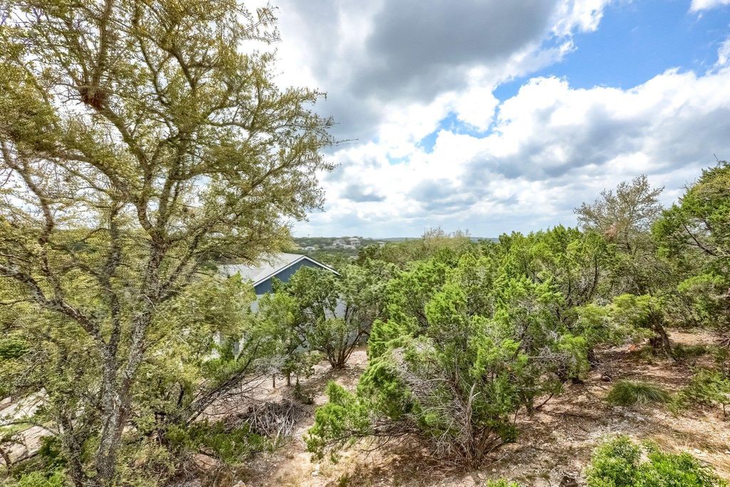 5909 Lago Vista WAY B, Lago Vista, TX 78645