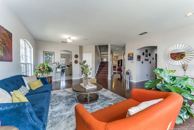 1315 Tanager, San Antonio, TX 78260