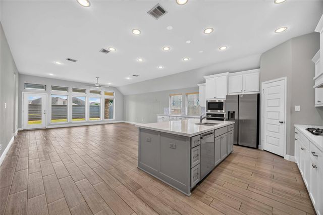 4333 Arbor Crest Lane, Manvel, TX 77578