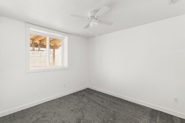 226 Northview Court, Hartford, IA 50118