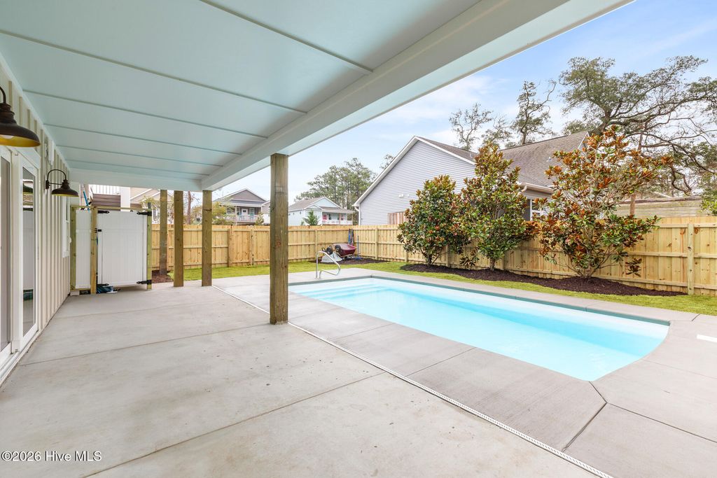 Image 162 of property listing at 315 NE 56th Street, Oak Island, NC 28465