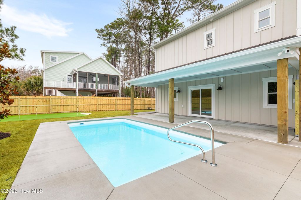 Image 163 of property listing at 315 NE 56th Street, Oak Island, NC 28465