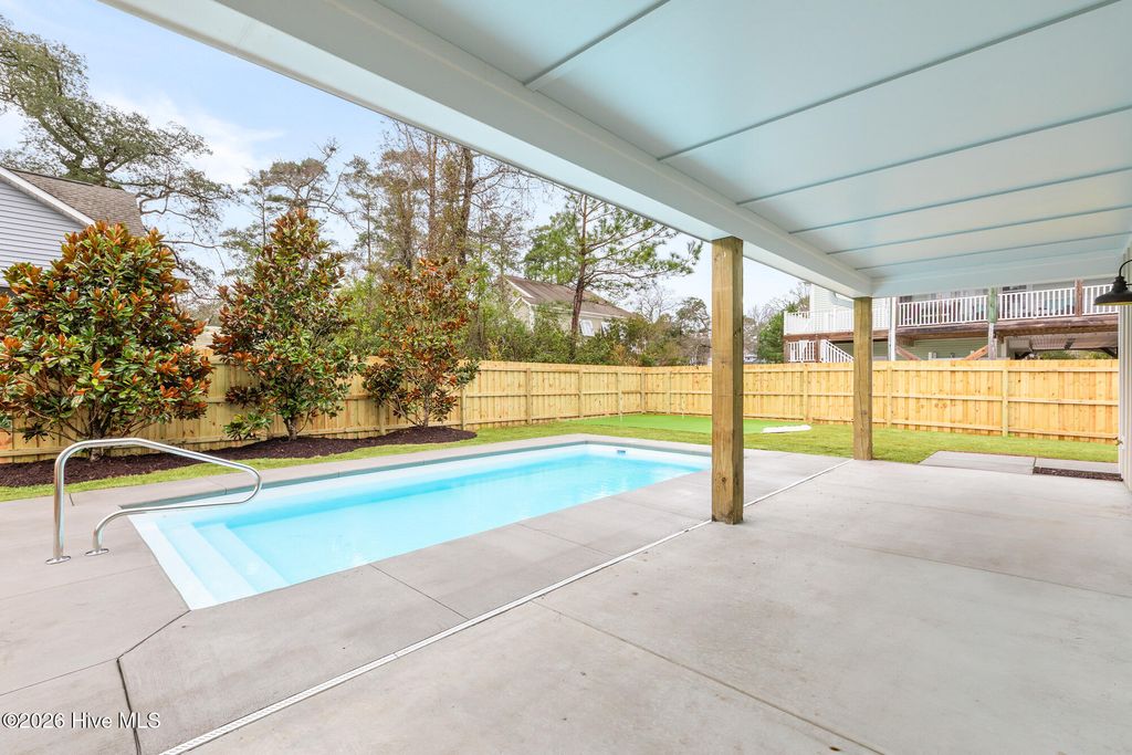 Image 3 of property listing at 315 NE 56th Street, Oak Island, NC 28465