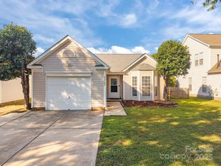 13003 Planters Row Drive, Charlotte, NC 28278