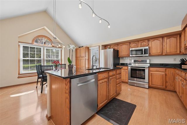 2989 Bridle Spur Lane, St Charles, MO 63303