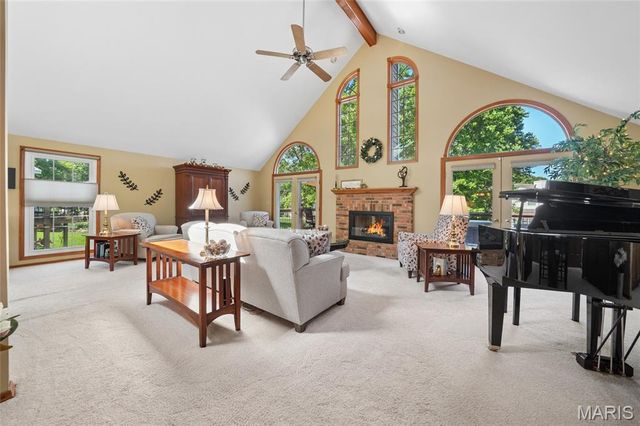 2989 Bridle Spur Lane, St Charles, MO 63303