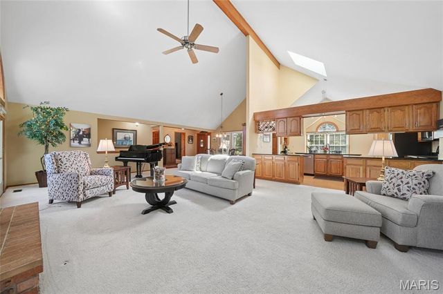 2989 Bridle Spur Lane, St Charles, MO 63303