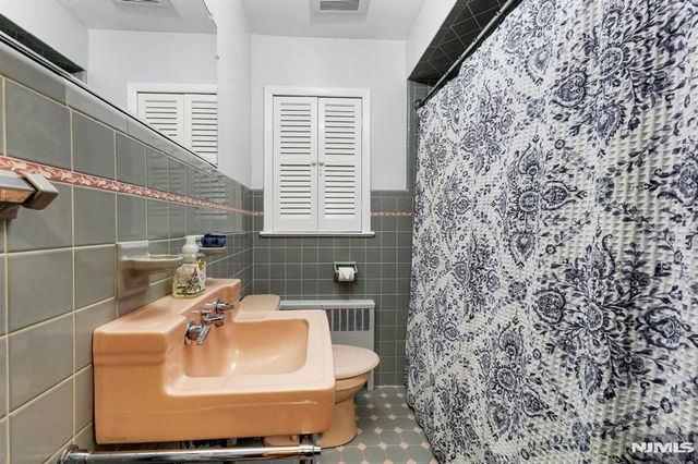 123 Chapel Road, Mahwah, NJ 07430