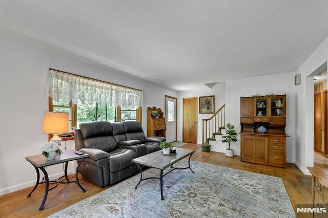 123 Chapel Road, Mahwah, NJ 07430
