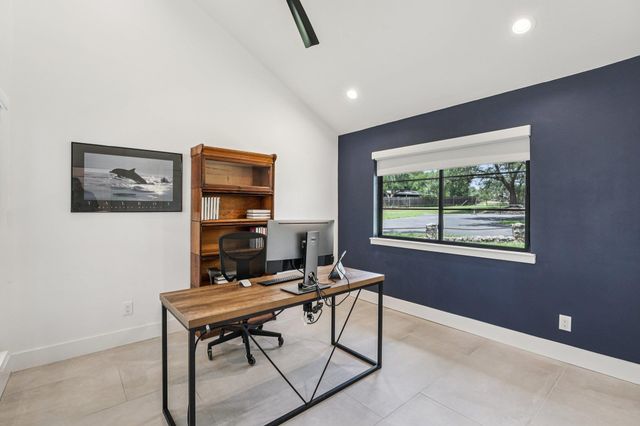 707 Harbor DR, Georgetown, TX 78633