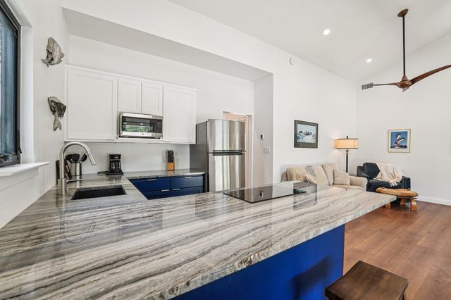 707 Harbor DR, Georgetown, TX 78633