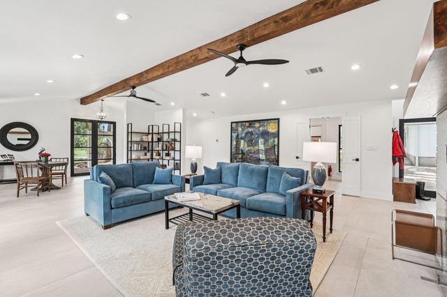 707 Harbor DR, Georgetown, TX 78633