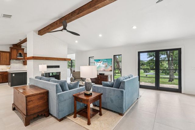 707 Harbor DR, Georgetown, TX 78633