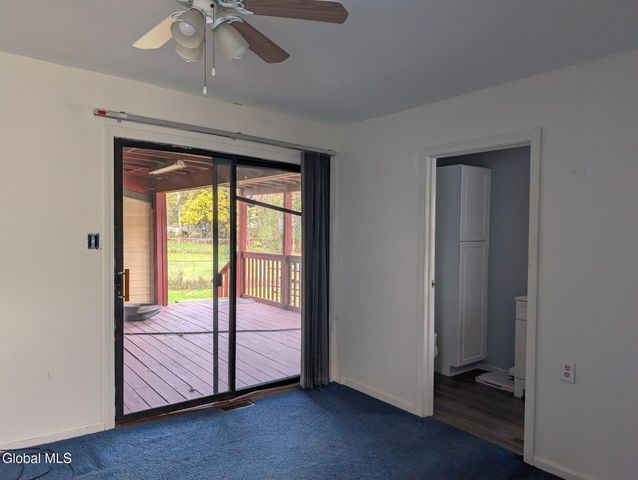 31 St George Place, Colonie, NY 12304