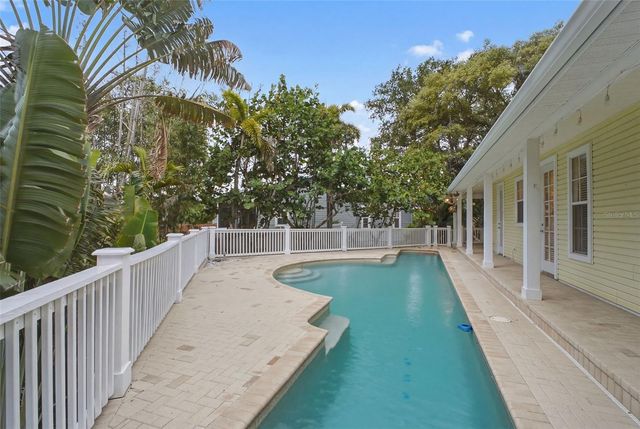 266 FLORIDA BOULEVARD, Crystal Beach, FL 34681