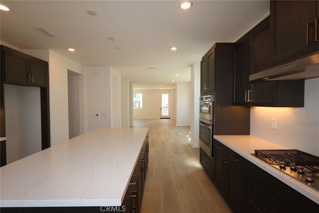 27328 Bear Paw Lane, Valencia, CA 91381