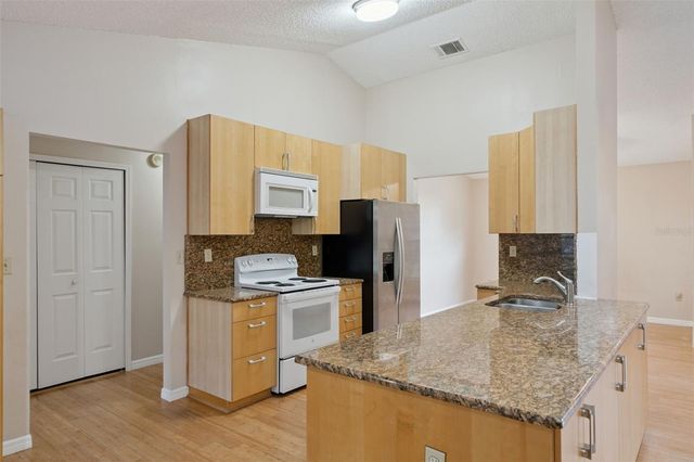 6610 PAMPUS DRIVE, Orlando, FL 32819