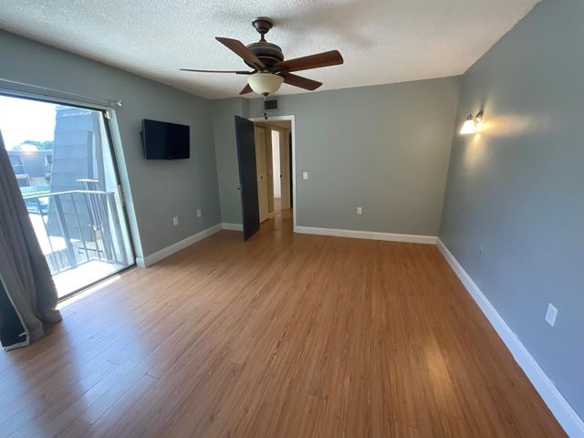 224 2nd Way, West Palm Beach, FL 33407