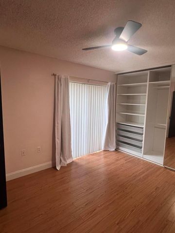 224 2nd Way, West Palm Beach, FL 33407