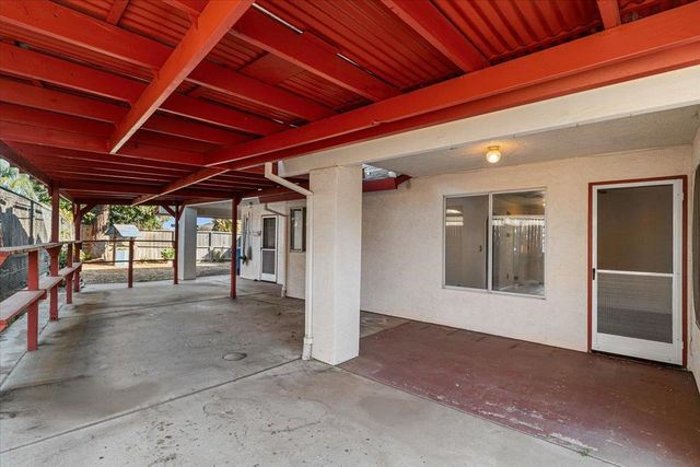 277 Garden Circle Dr, Manteca, CA 95336