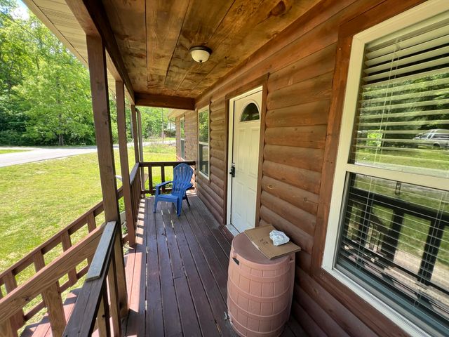 941 Peace In The Valley Road, Blue Eye, MO 65611