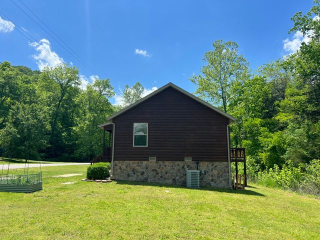 941 Peace In The Valley Road, Blue Eye, MO 65611