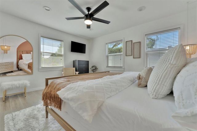 700 14TH STREET NW, Largo, FL 33770