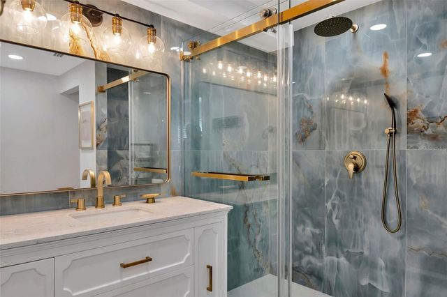 700 14TH STREET NW, Largo, FL 33770