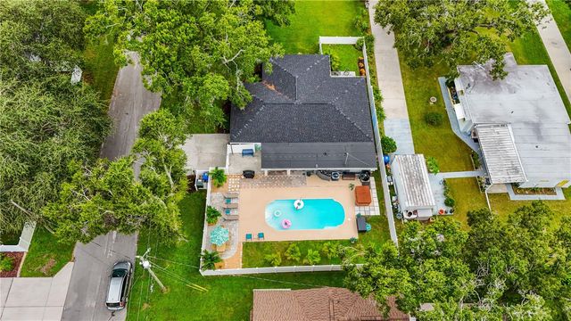 700 14TH STREET NW, Largo, FL 33770