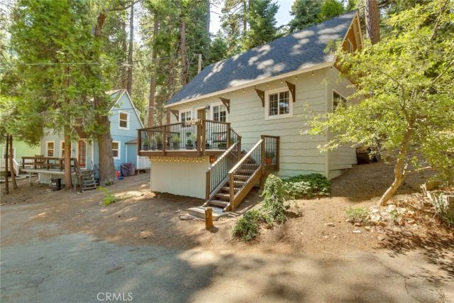 652 E Victoria Court, Lake Arrowhead, CA 92352