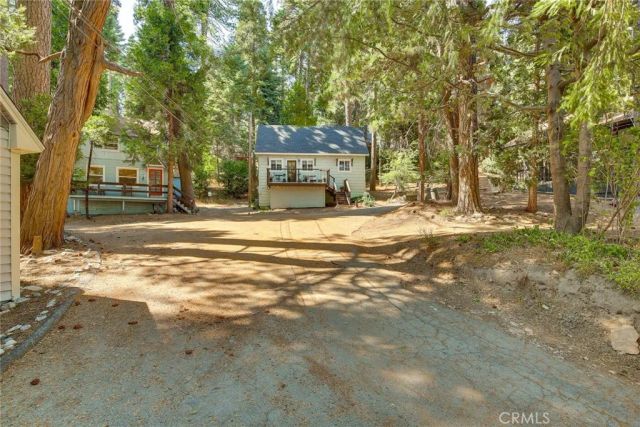 652 E Victoria Court, Lake Arrowhead, CA 92352