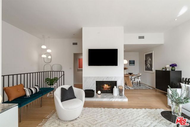 958 18th Street 5, Santa Monica, CA 90403