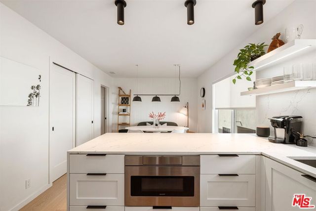 958 18th Street 5, Santa Monica, CA 90403