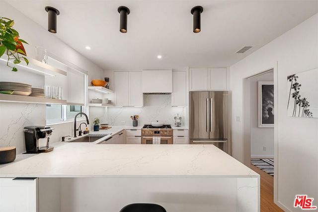 958 18th Street 5, Santa Monica, CA 90403