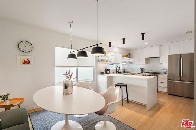 958 18th Street 5, Santa Monica, CA 90403