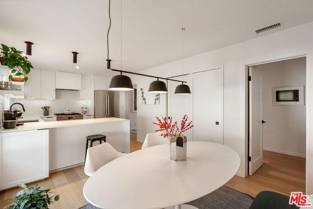 958 18th Street 5, Santa Monica, CA 90403