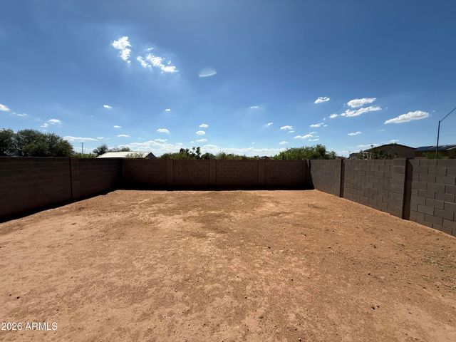 1860 S WOOTEN Street, Coolidge, AZ 85128