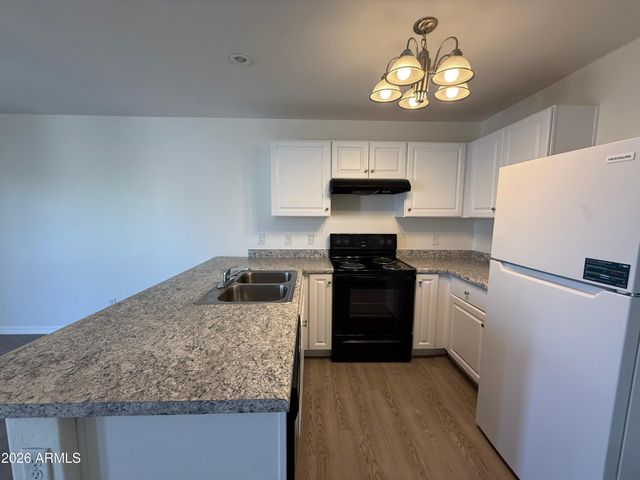 1860 S WOOTEN Street, Coolidge, AZ 85128