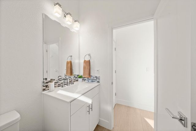 1712 20th St, Sacramento, CA 95811