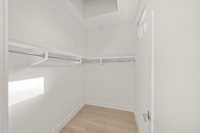 1712 20th St, Sacramento, CA 95811